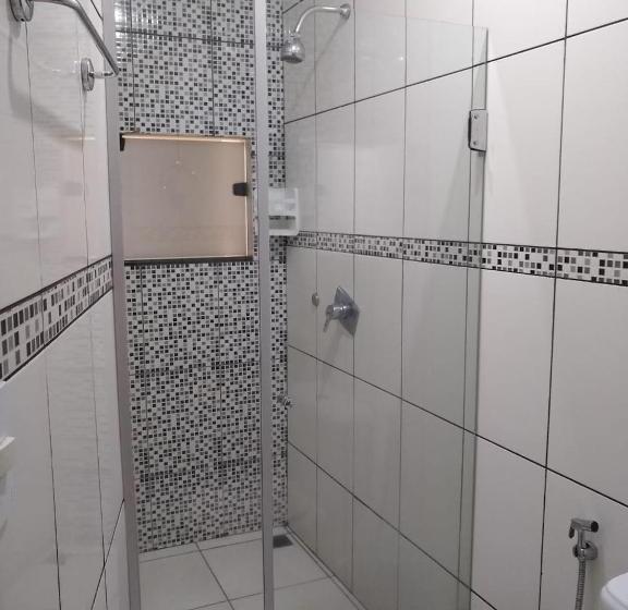 בית מלון כפרי Crystal Palace