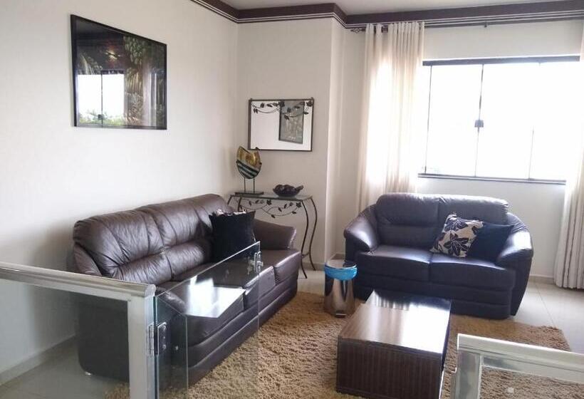 בית מלון כפרי Crystal Palace