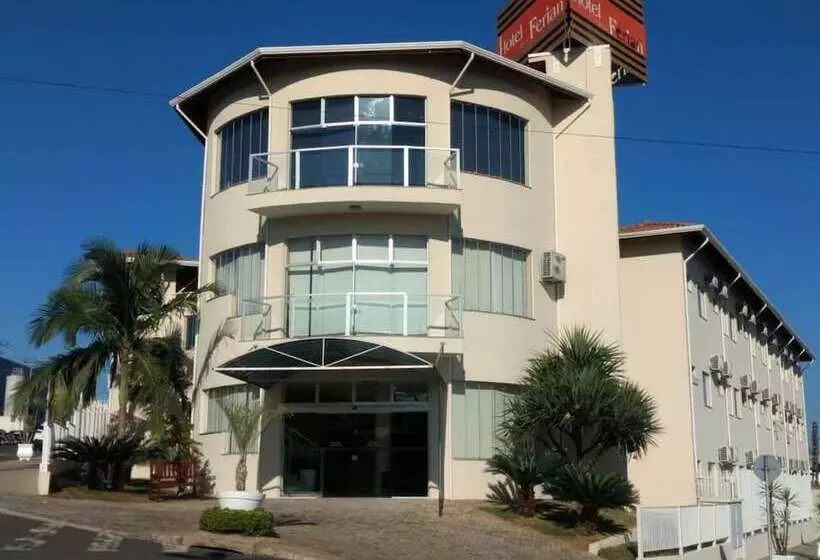 ホテル Ferian Plaza