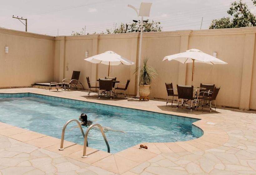 Firenze Hotel Votuporanga Próximo Ao Assary Clube De Campo E O Centro De Lazer Do Trabalhador By