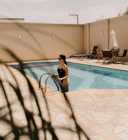 Firenze Hotel Votuporanga Próximo Ao Assary Clube De Campo E O Centro De Lazer Do Trabalhador By