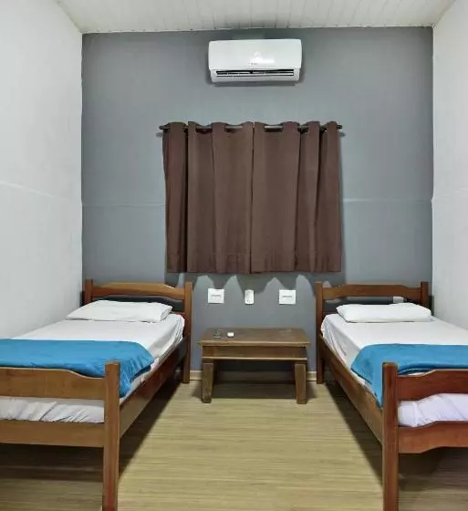 ホテル & Hostel Ribeirao