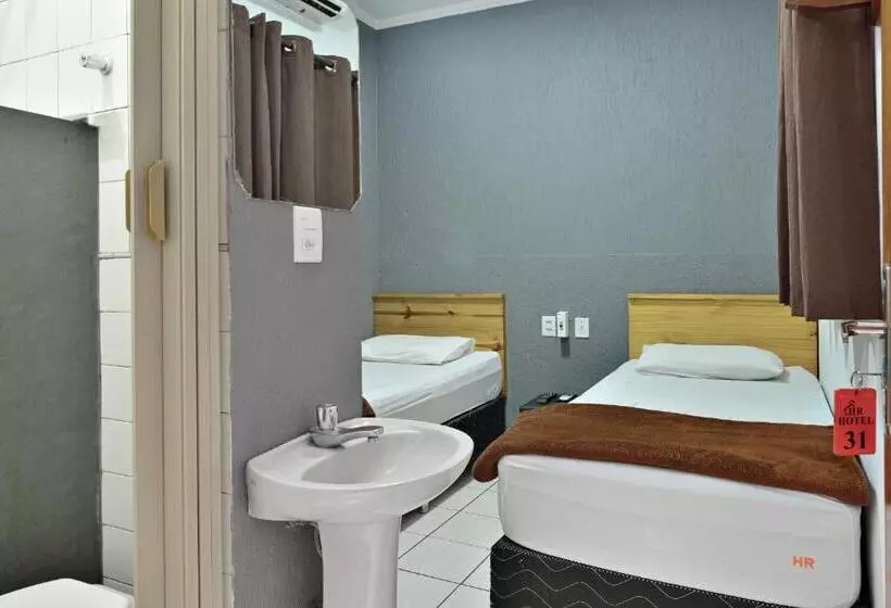 ホテル & Hostel Ribeirao