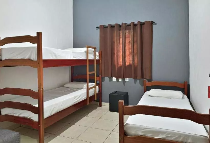 ホテル & Hostel Ribeirao
