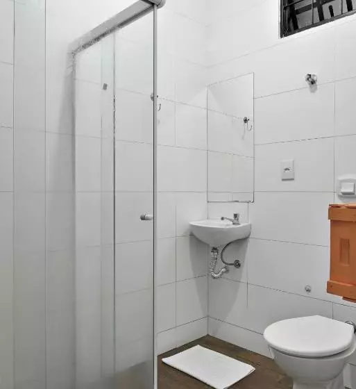 ホテル & Hostel Ribeirao