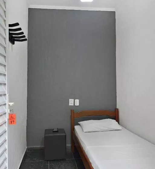 ホテル & Hostel Ribeirao