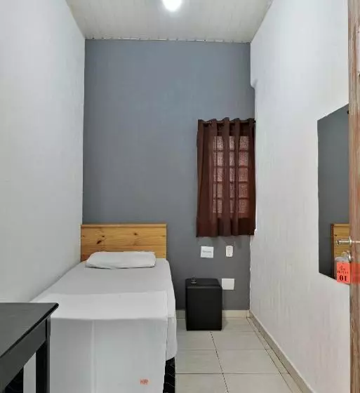 ホテル & Hostel Ribeirao
