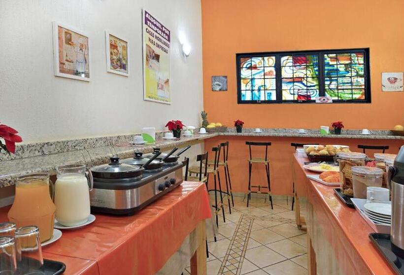 Hotel & Hostel Ribeirao