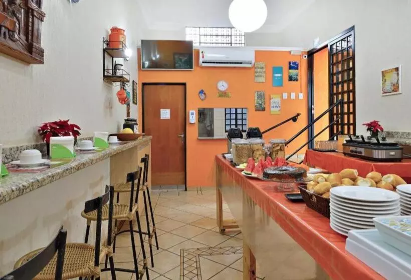 ホテル & Hostel Ribeirao