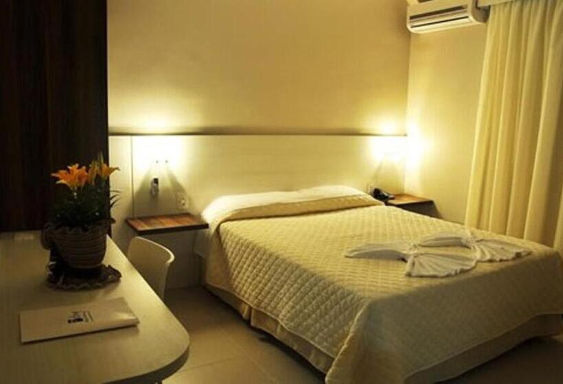 Отель Petry Plaza