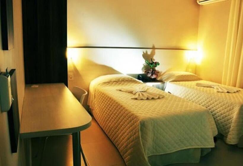 Отель Petry Plaza