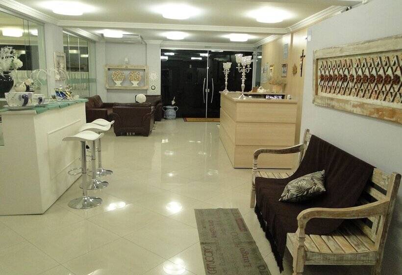 酒店 Videiras Palace