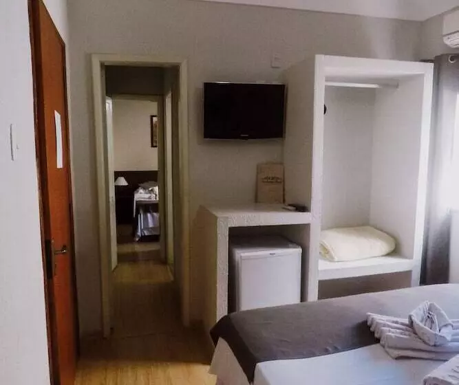 ホテル Alzira Granada