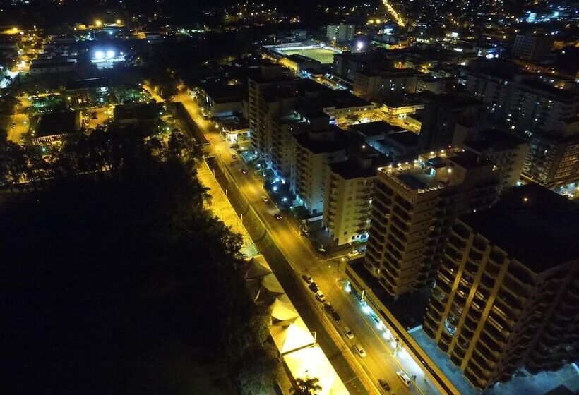 בית מלון כפרי Central Parque