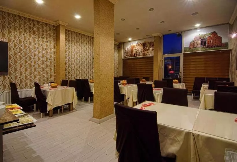 هتل Kars Konak