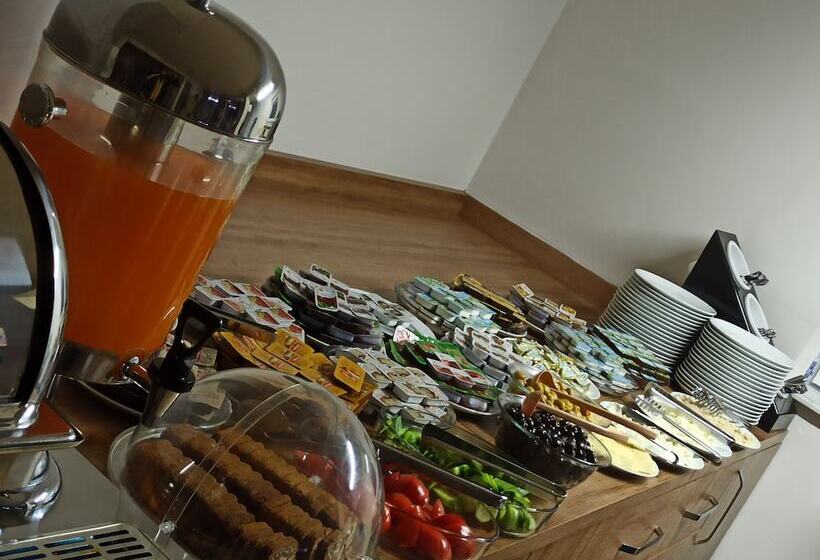 فندق Kervansaray