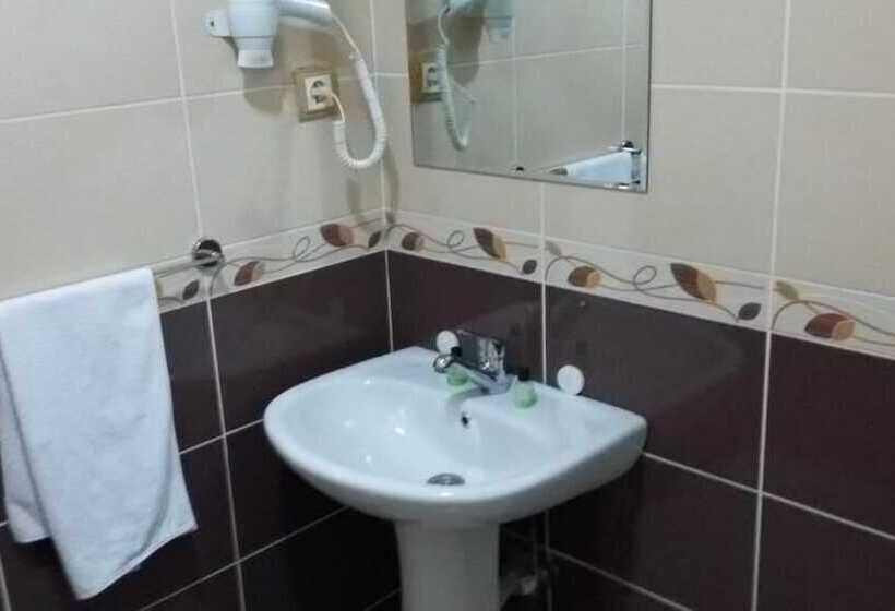 فندق Kervansaray