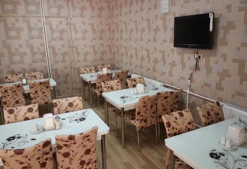 فندق Kervansaray