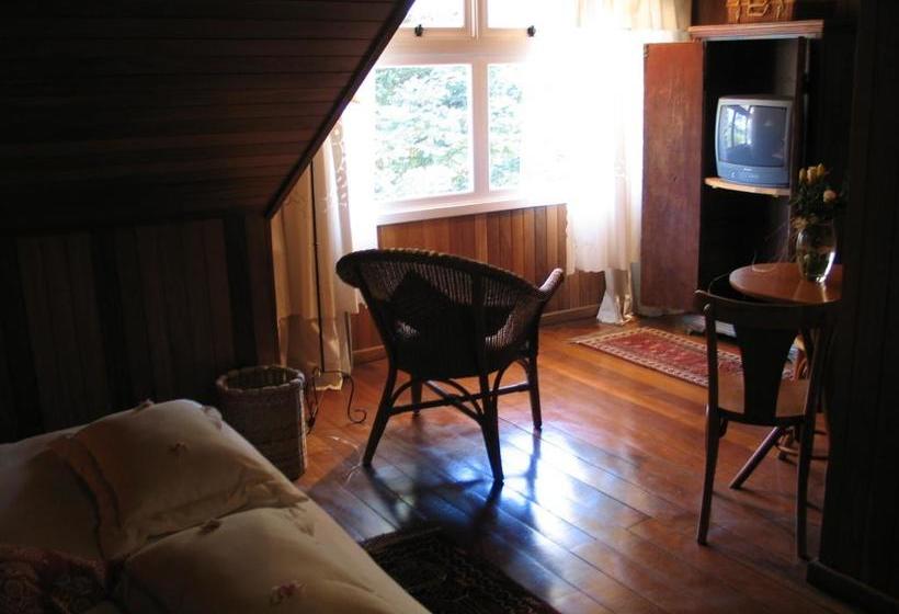 Отель Pousada Quinta Dos Marques