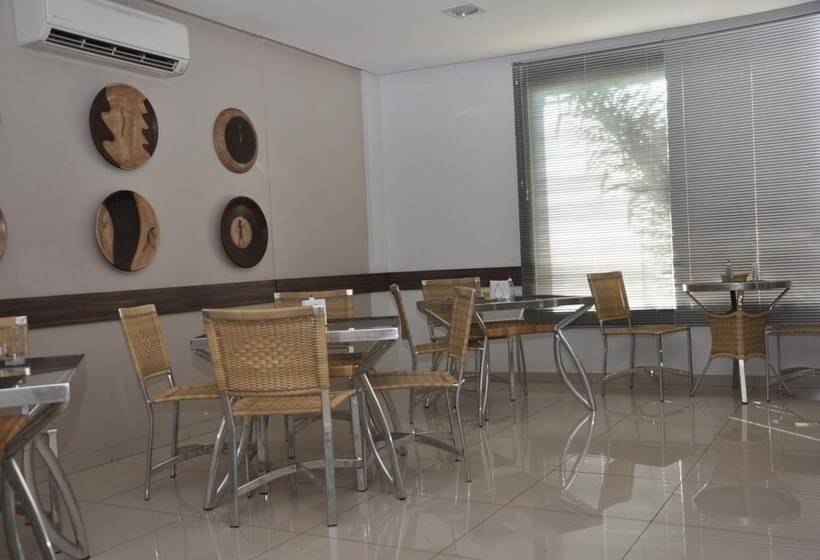 فندق Premier Pallace