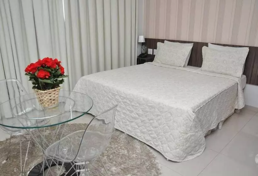 Hotelli Premier Pallace