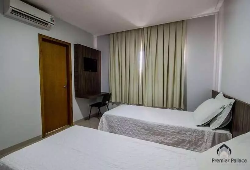 Hotelli Premier Pallace