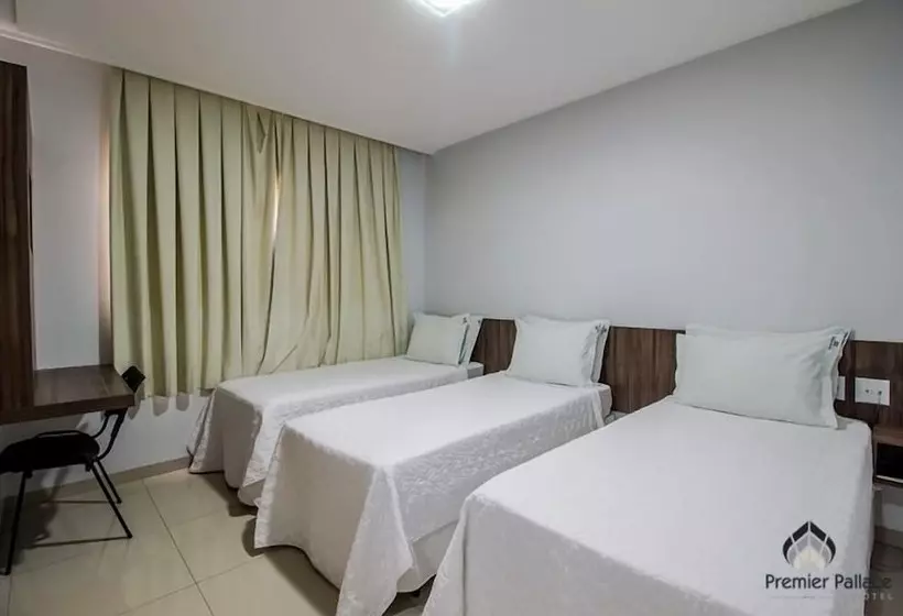 Hotelli Premier Pallace