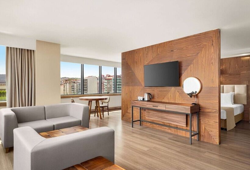 Hotelli Ramada Plaza By Wyndham Samsun