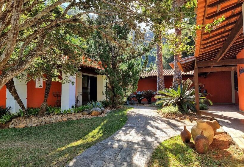 فندق Saison Resort & Spa