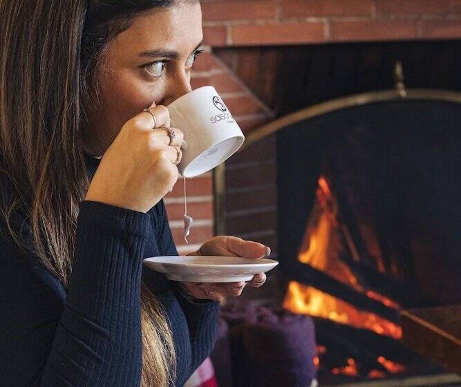 فندق Saison Resort & Spa