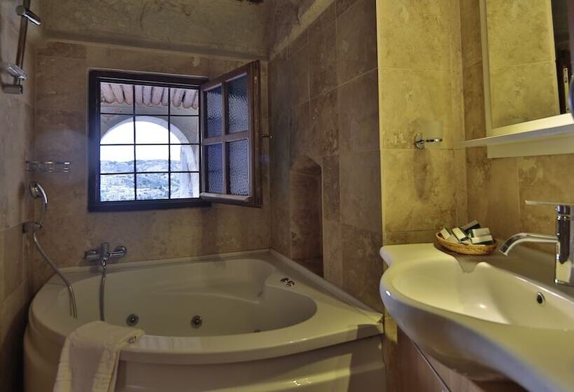 هتل Vezir Cave Suites