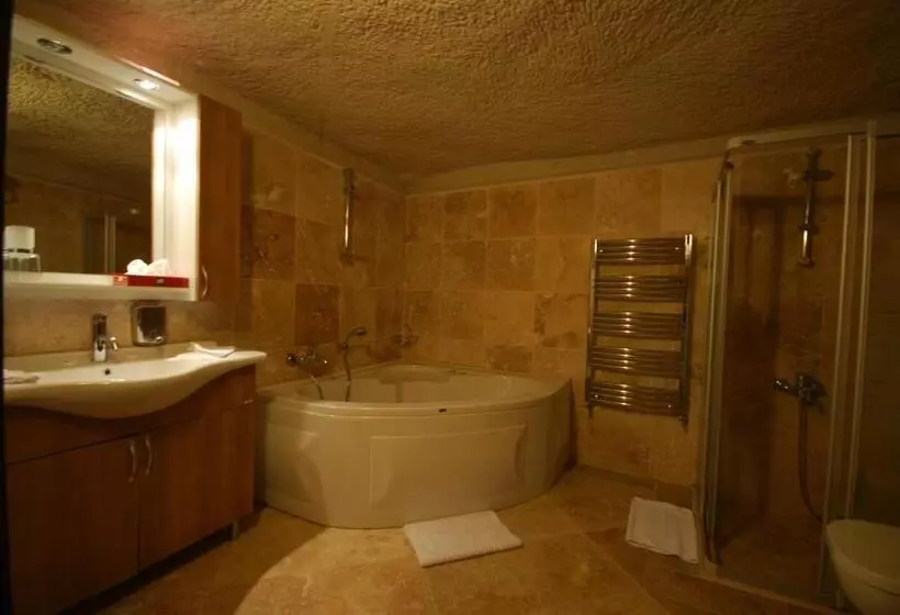 هتل Vezir Cave Suites