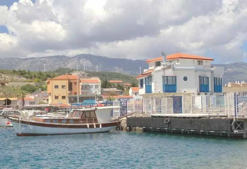 Uzum Iskelesi Butik Otel