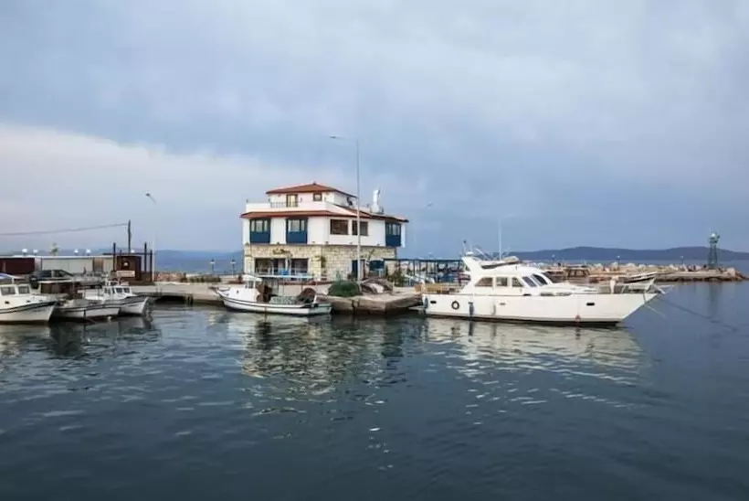 Uzum Iskelesi Butik Otel