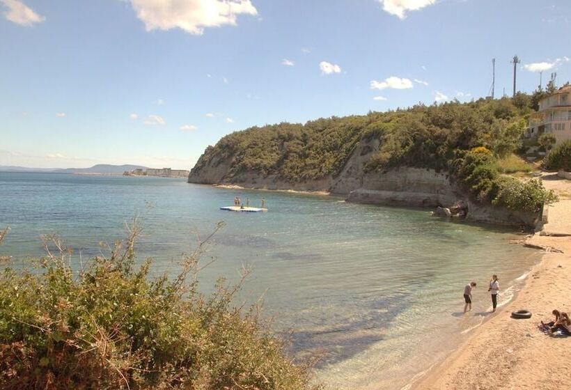 Uzum Iskelesi Butik Otel