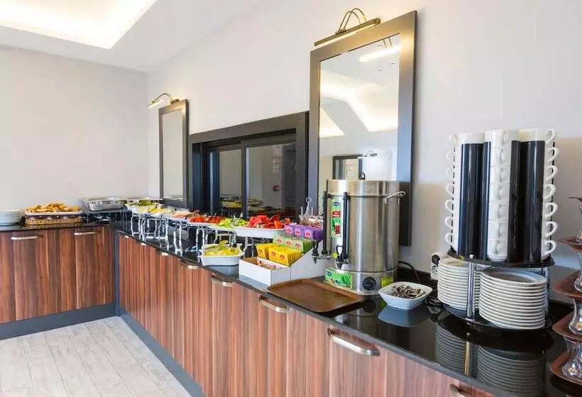 هاستل Azra Suite Otel
