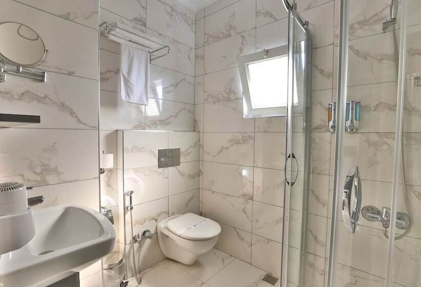 Общежитие Azra Suite Otel