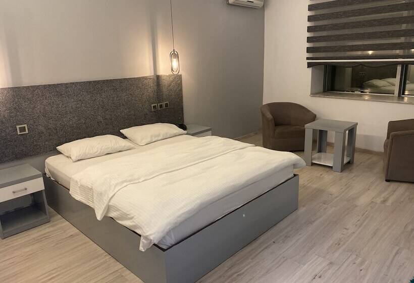 مبيت وإفطار Sera