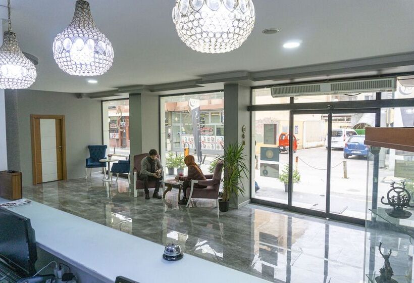 مبيت وإفطار Sera