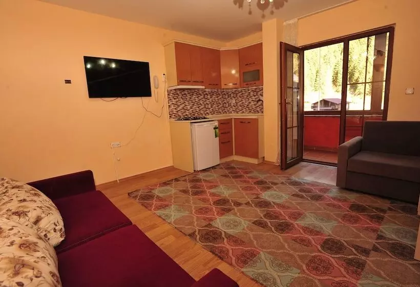 Cam Motel