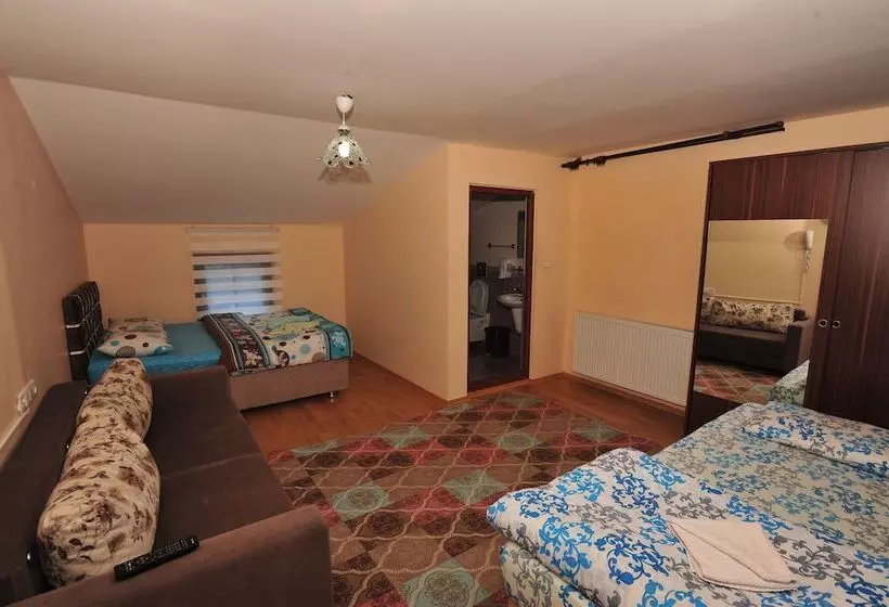 Cam Motel