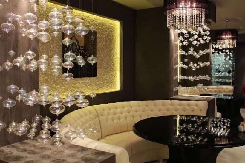 בית מלון כפרי Cavusoglu Tower