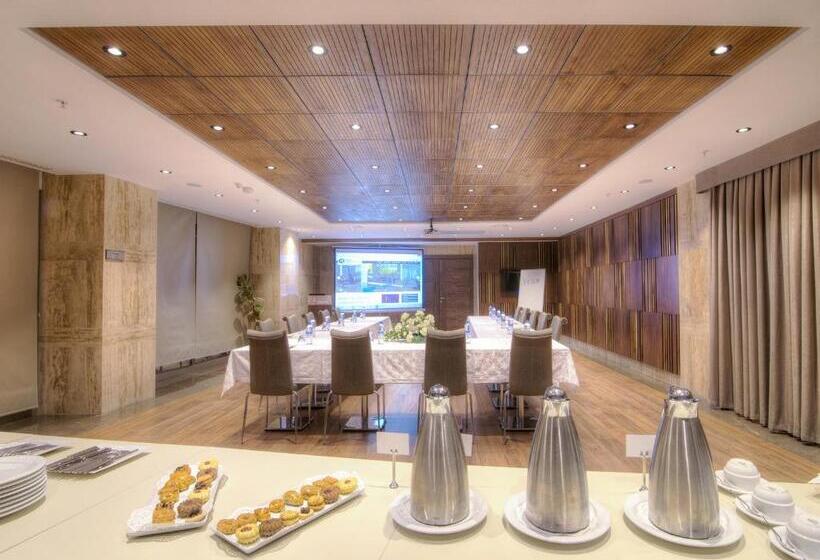 酒店 Fesa Business