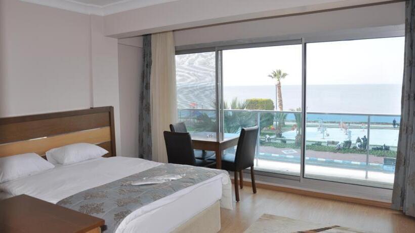 בית מלון כפרי Perla