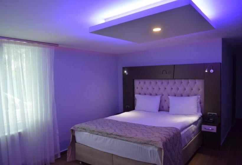 בית מלון כפרי Senler Boutique