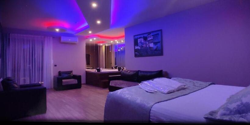 בית מלון כפרי Senler Boutique