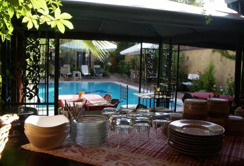 فندق Villa Danlin