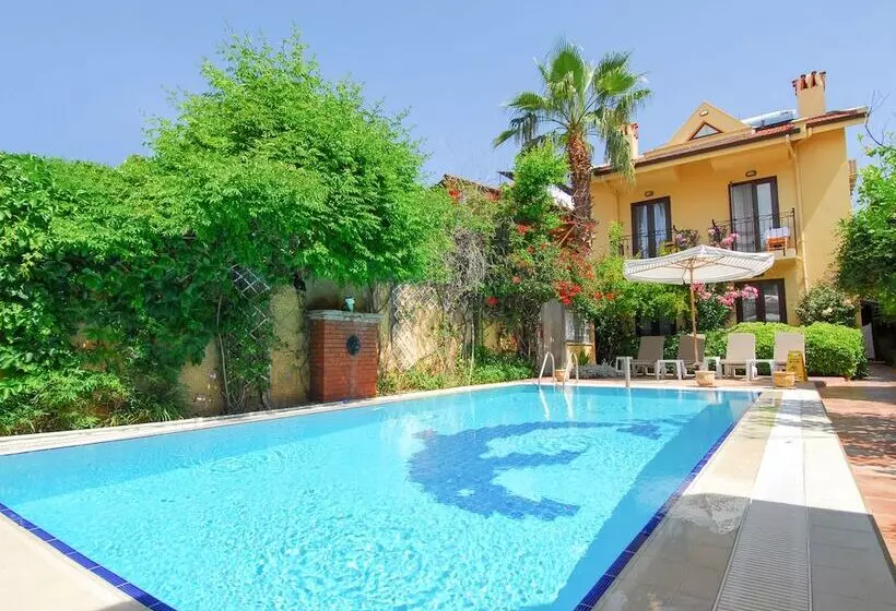 ホテル Villa Danlin