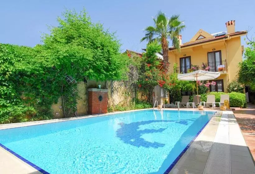 ホテル Villa Danlin