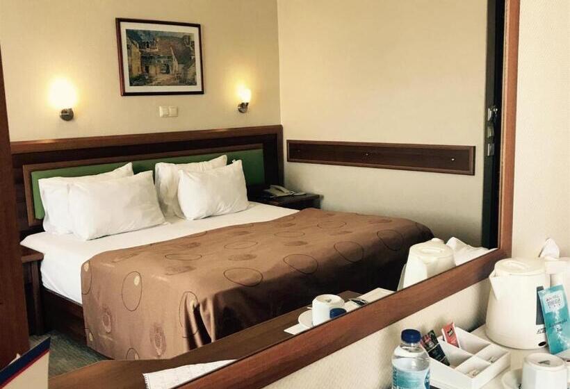 בית מלון כפרי Villa Marina